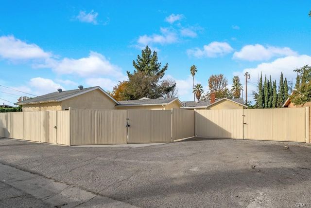 7756 Mason Avenue, Winnetka, CA 91306