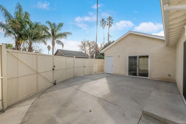 7756 Mason Avenue, Winnetka, CA 91306