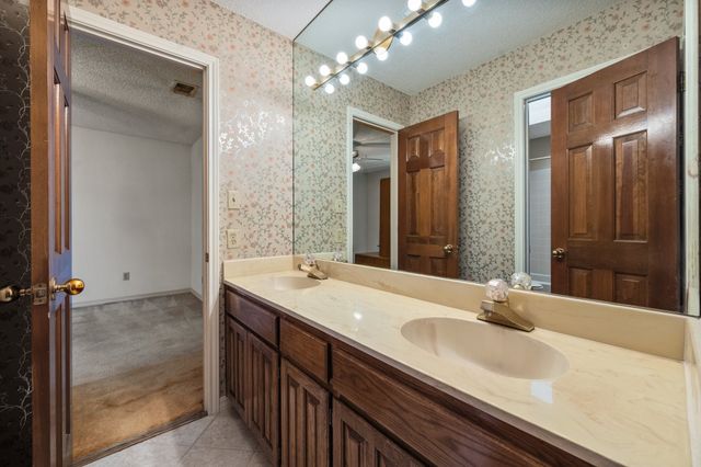 4007 Lake Powell Drive, Arlington, TX 76016
