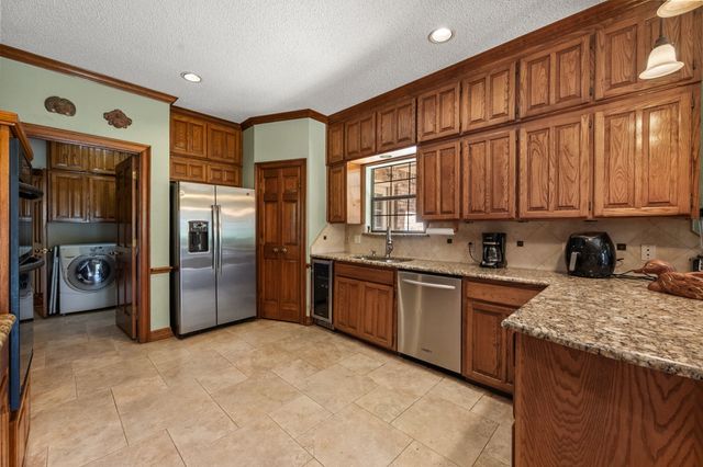 4007 Lake Powell Drive, Arlington, TX 76016