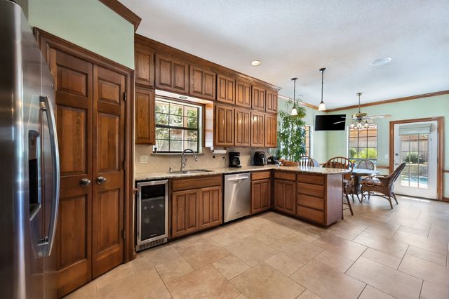 4007 Lake Powell Drive, Arlington, TX 76016
