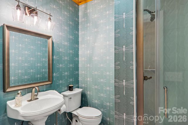 186 Cottage Lane, Mars Hill, NC 28754