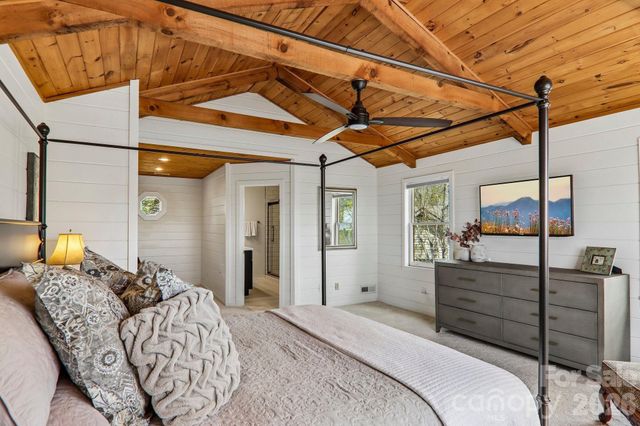 186 Cottage Lane, Mars Hill, NC 28754