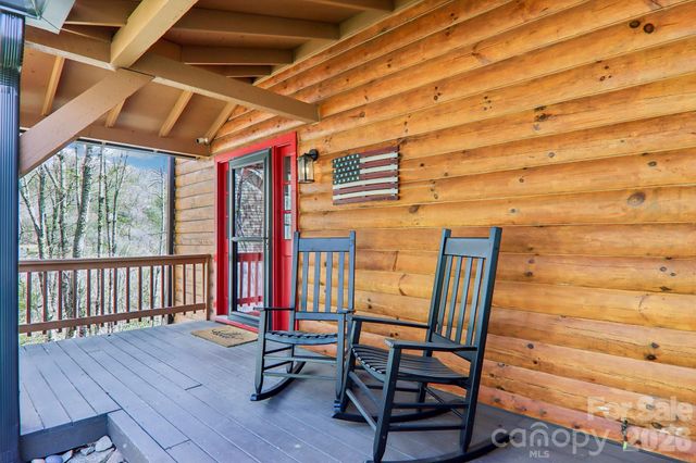 186 Cottage Lane, Mars Hill, NC 28754