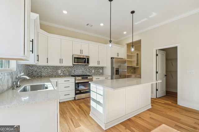 1620 SW Derry Avenue, Atlanta, GA 30310