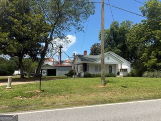 177 N Forest Avenue, Hartwell, GA 30643