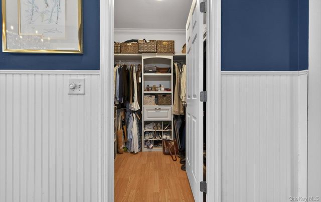 108 Awixa Avenue, Bay Shore, NY 11706