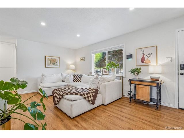 1630 S Lowell Blvd, Denver, CO 80219