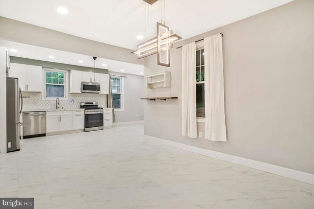 6204 EVERALL AVE, Baltimore, MD 21206