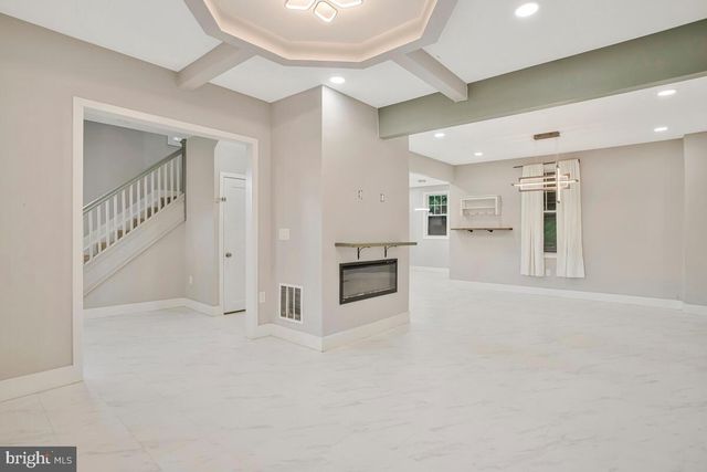 6204 EVERALL AVE, Baltimore, MD 21206