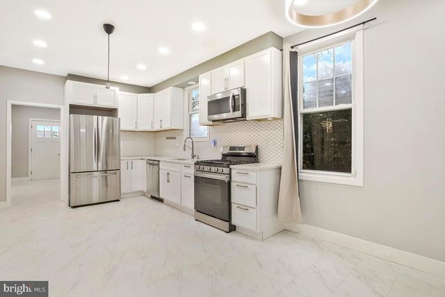 6204 EVERALL AVE, Baltimore, MD 21206