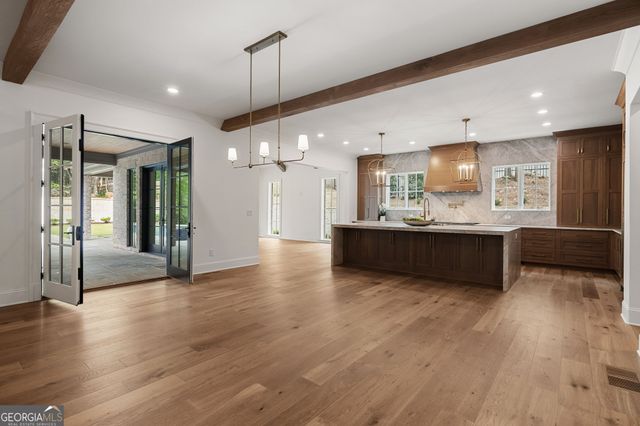 95 Blackland Road NW, Atlanta, GA 30342