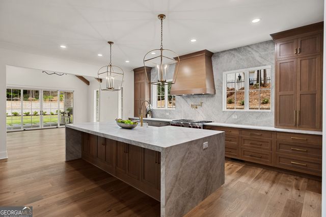 95 Blackland Road NW, Atlanta, GA 30342