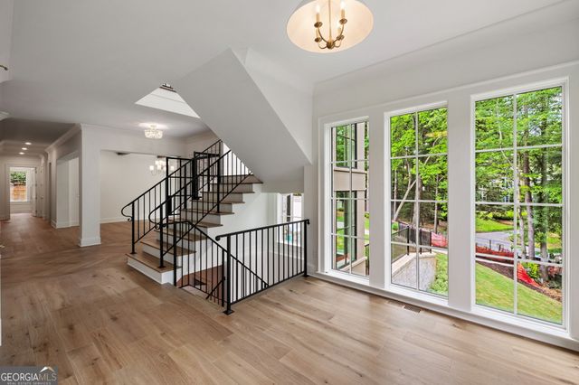 95 Blackland Road NW, Atlanta, GA 30342