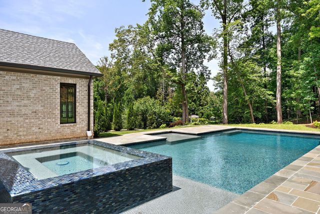 95 Blackland Road NW, Atlanta, GA 30342