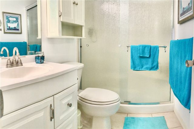 36 Pine Arbor Lane 201, Vero Beach, FL 32962