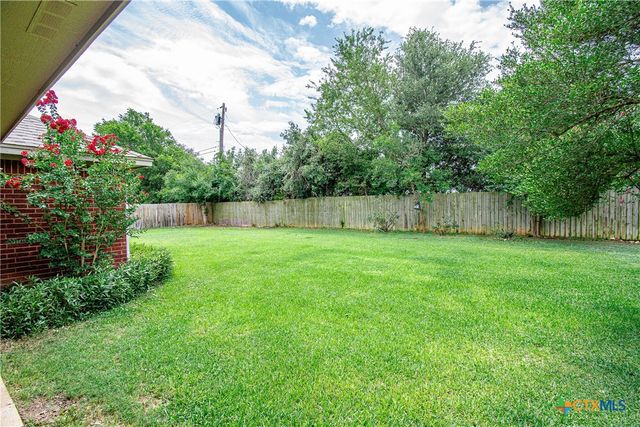 524 Neches Street, Belton, TX 76513