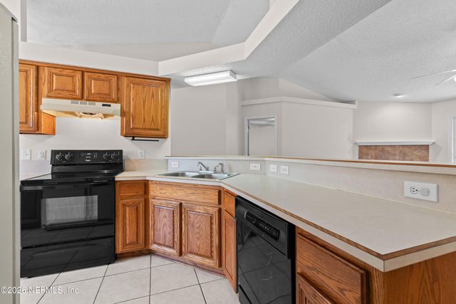 2704 IAN Court, Middleburg, FL 32068