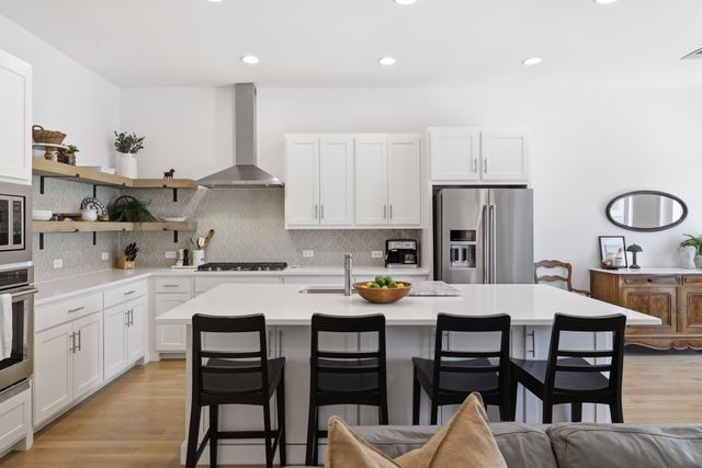 1282 N Prairie Avenue, Dallas, TX 75204