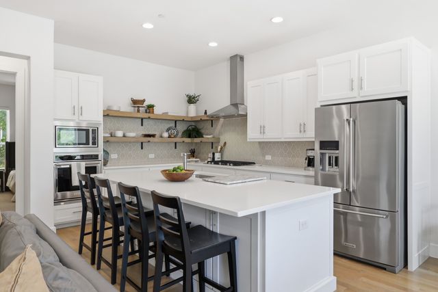 1282 N Prairie Avenue, Dallas, TX 75204