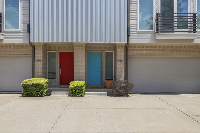 1282 N Prairie Avenue, Dallas, TX 75204