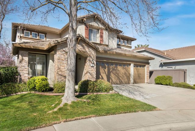 36 Holden Ct, Sacramento, CA 95835