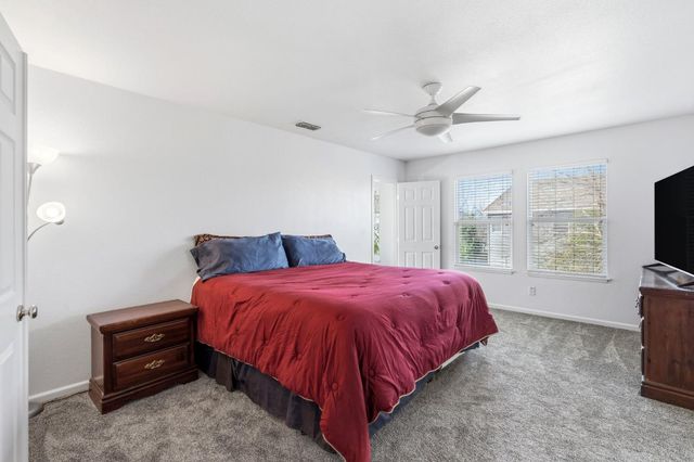 36 Holden Ct, Sacramento, CA 95835