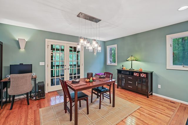 1010 Wren Ct, Kingston Springs, TN 37082