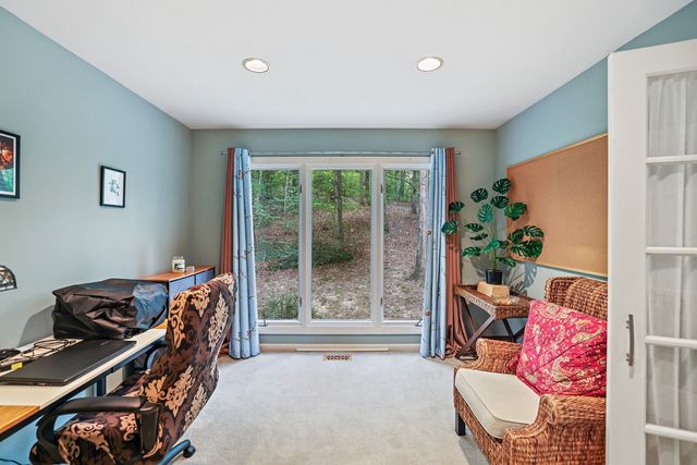 1010 Wren Ct, Kingston Springs, TN 37082