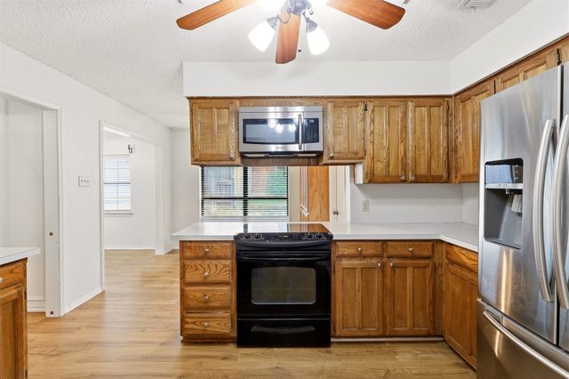 6713 N Park Drive, North Richland Hills, TX 76182