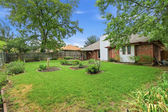 6713 N Park Drive, North Richland Hills, TX 76182