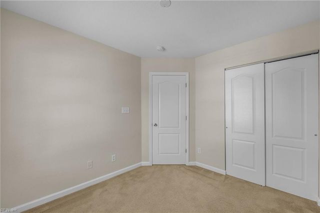 273 Tigerlilly DR, Portsmouth, VA 23701