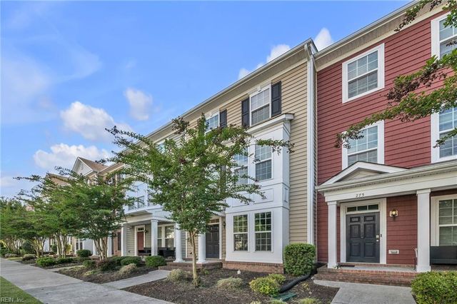 273 Tigerlilly DR, Portsmouth, VA 23701