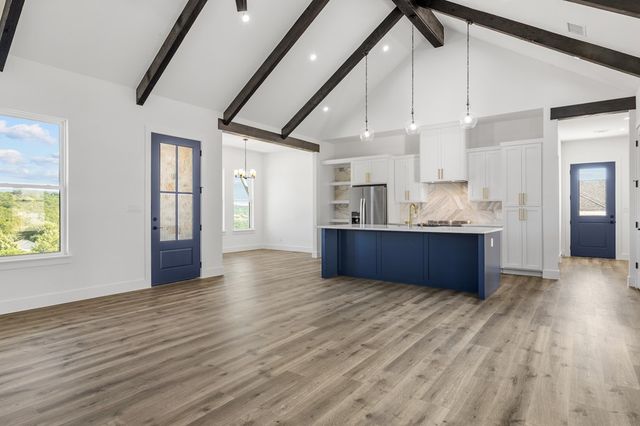 1827 Foothills Dr, Kerrville, TX 78028