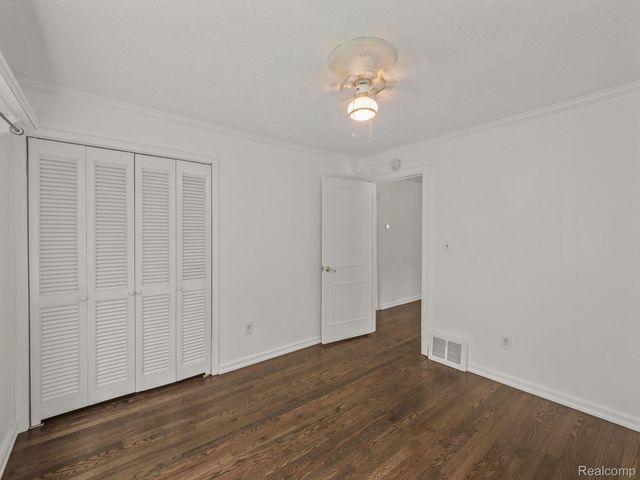 48070 SHELBY Road, Shelby Charter Township, MI 48317