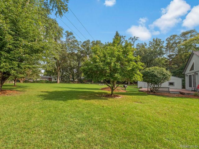 48070 SHELBY Road, Shelby Charter Township, MI 48317