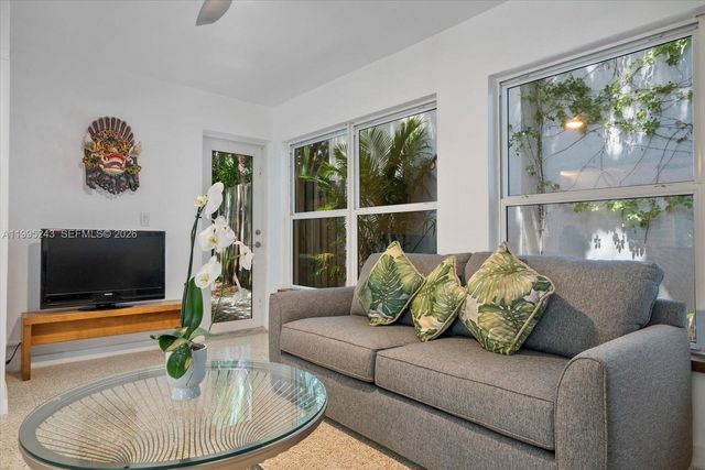 2951 Jefferson Street, Miami, FL 33133