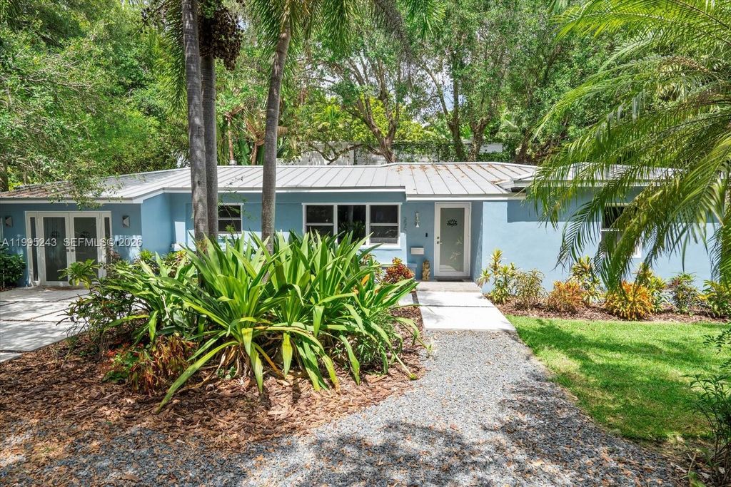 2951 Jefferson Street, Miami, FL 33133