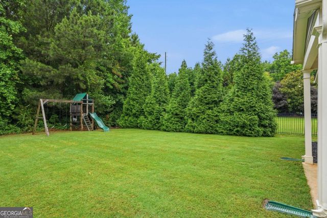 2004 Blossom Hill Drive, Roswell, GA 30076