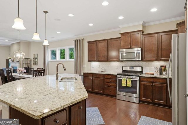 2004 Blossom Hill Drive, Roswell, GA 30076