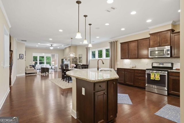 2004 Blossom Hill Drive, Roswell, GA 30076