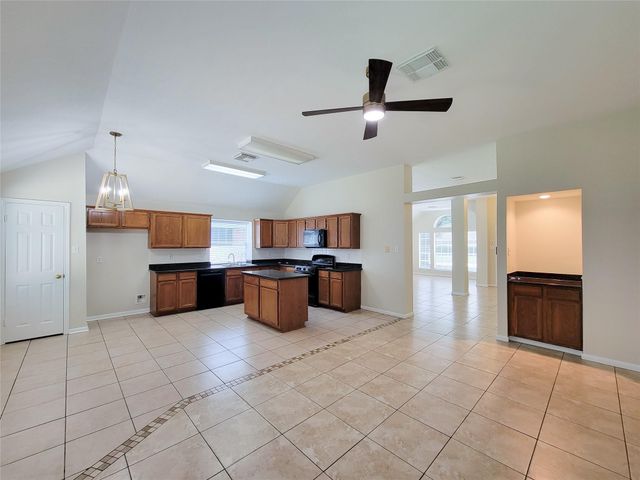 2930 Meadow Brook Drive, League City, TX 77573