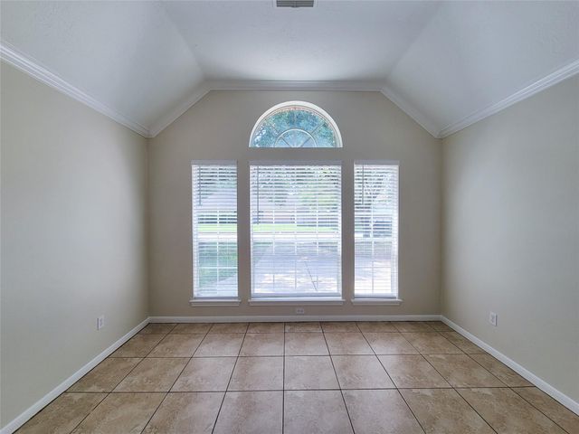 2930 Meadow Brook Drive, League City, TX 77573