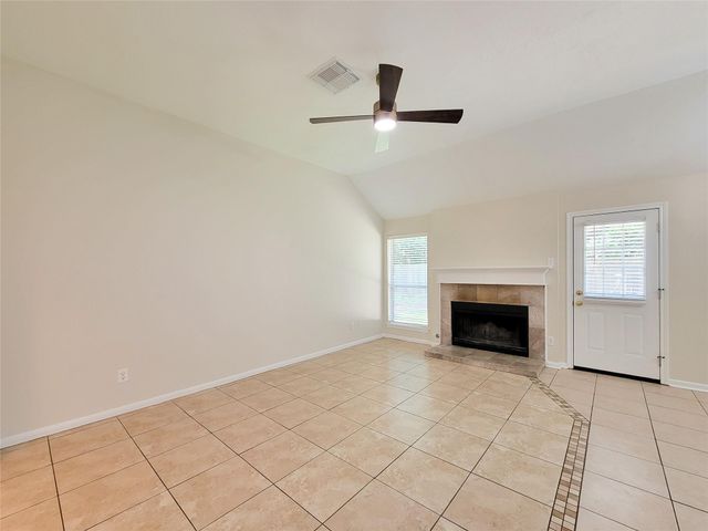 2930 Meadow Brook Drive, League City, TX 77573