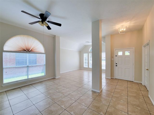 2930 Meadow Brook Drive, League City, TX 77573