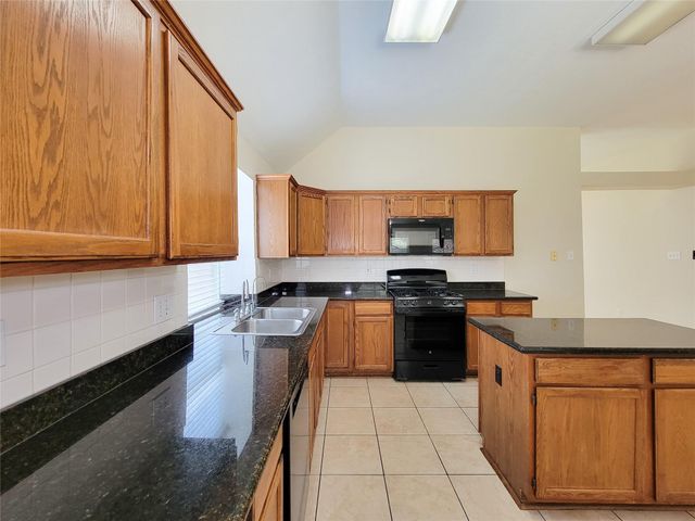 2930 Meadow Brook Drive, League City, TX 77573