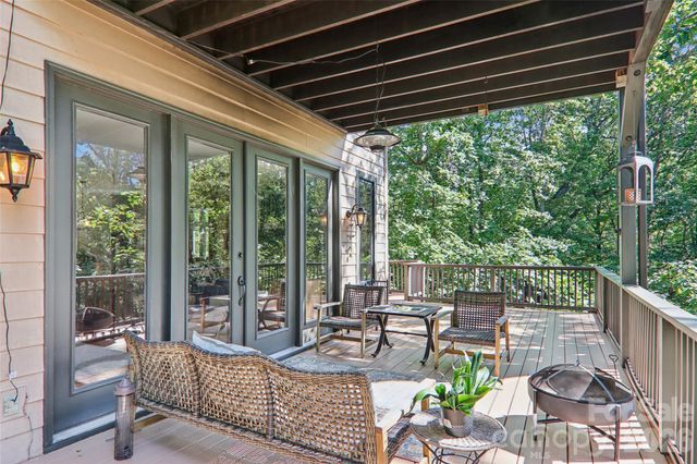 184 Deep Woods Lane, Saluda, NC 28773