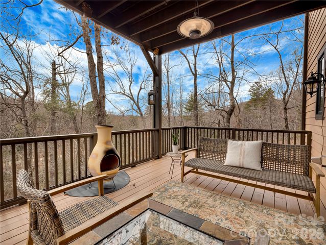 184 Deep Woods Lane, Saluda, NC 28773