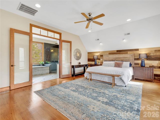 184 Deep Woods Lane, Saluda, NC 28773