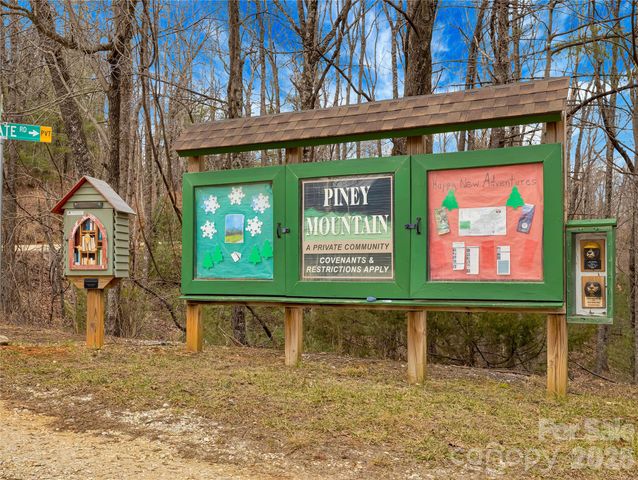 184 Deep Woods Lane, Saluda, NC 28773